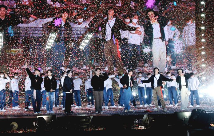BTS Monument: Beyond The Star review